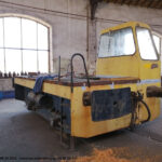 Indus. locotracteur plateau Decauvi...