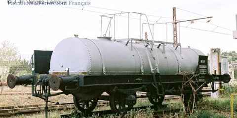 PLM wagon citerne goudron - SNCF Beziers