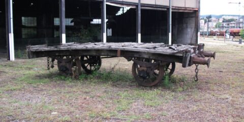 DESTRUCTION 2013 État plat à châssis bois – Saint-Étienne