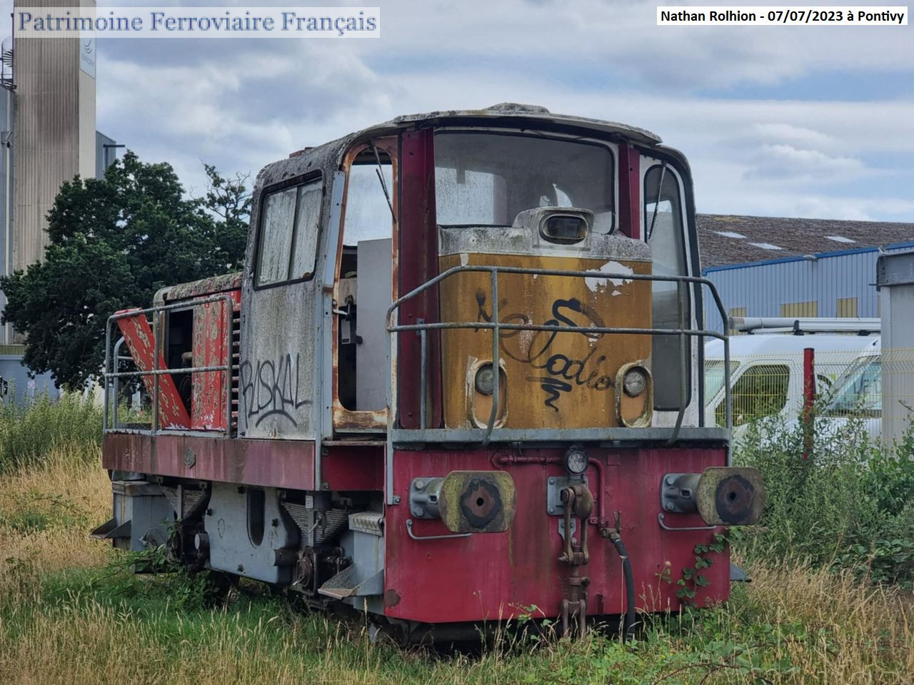 Indus. locotracteur Moyse 1230 – CFCB - Patrimoine Ferroviaire Français