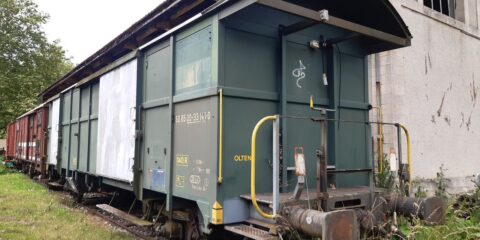 Suisse fourgon 50 85 00-33 141-0 – Veuxhaulles-sur-Aube