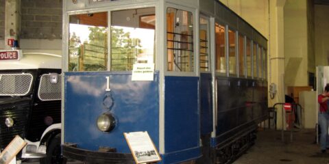Tram. Versailles motrice n°1 – AMTUIR