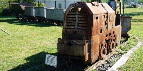 VE60 HBNPC locotracteur Berry 3735 T2 n°5524 – Saint-Éloy-les-Mines