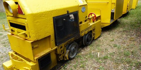 VE60 indus. locotracteur Decauville 0449 – Noyant-d’Allier